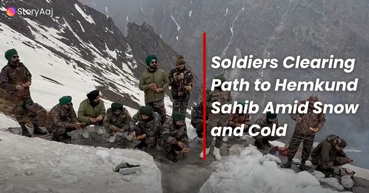 Soldiers Clearing Path